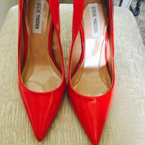 Steve Madden Red Sexy Patent pumps 👠👠